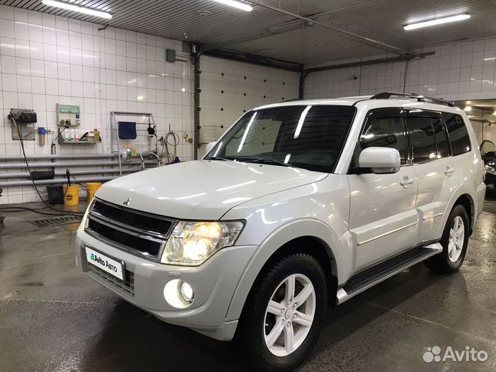 Mitsubishi Pajero 3.0 AT, 2013, 200 000 км