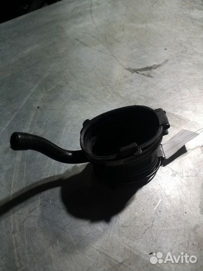 Патрубок (трубопровод, шланг) Mercedes S-Class