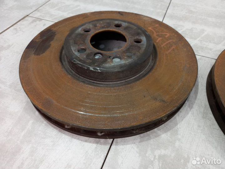 Тормозные диски переднее Bmw X5 E70 N63B44A 2012