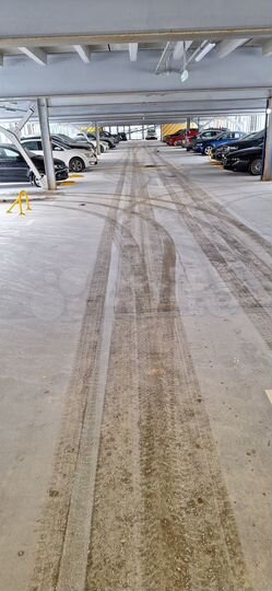 Машиноместо, 14 м²