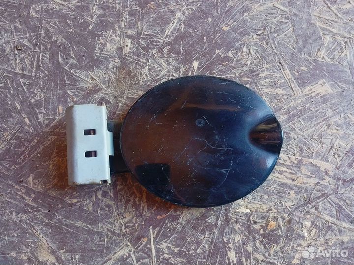 Лючок бензобака LADA Granta 2013