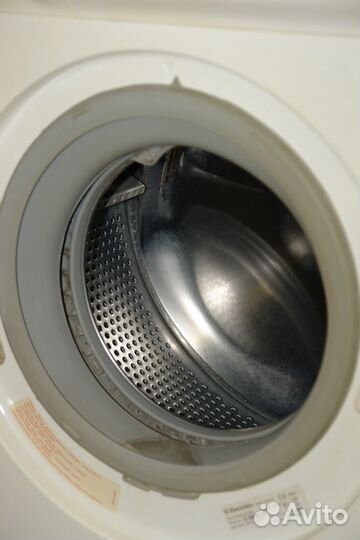 Стиральная машина Electrolux EWS 10412 W