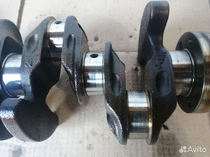 Коленвал CWV Skoda Rapid