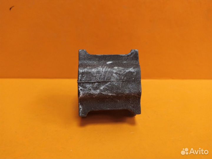 Втулка стабилизатора Mitsubishi Colt Z30 2002-2012