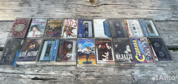 Аудиокассеты с записью бу