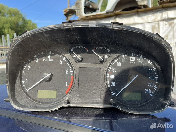 Щиток приборов Skoda Octavia A4