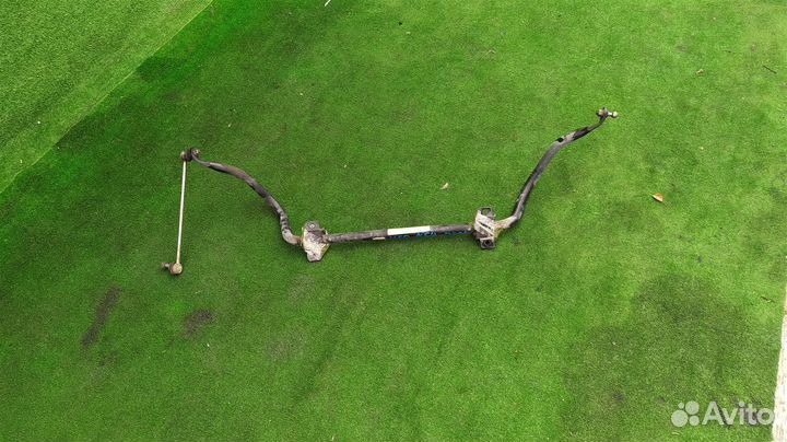 Стабилизатор передний Volvo V50 B5254T7 2011