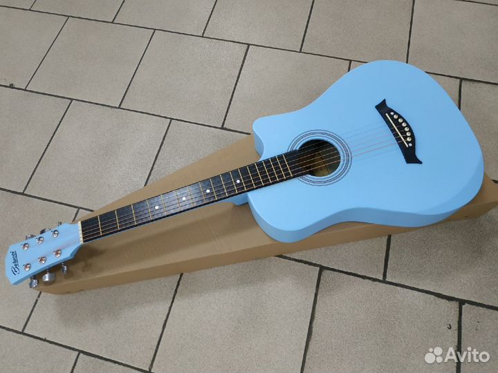 Гитара акустическая новая