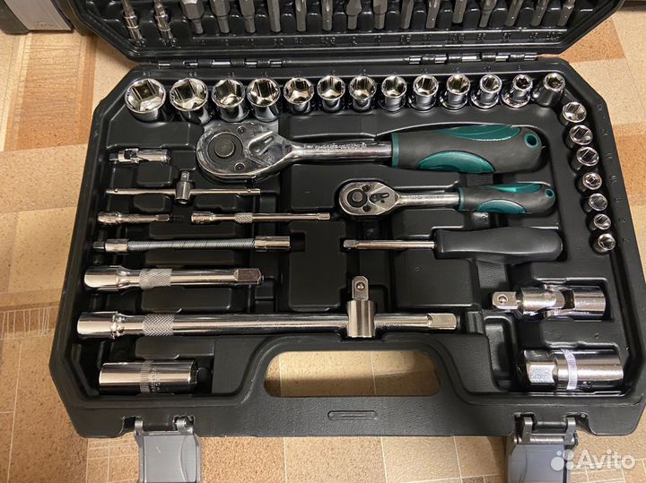 Набор инструментов для авто