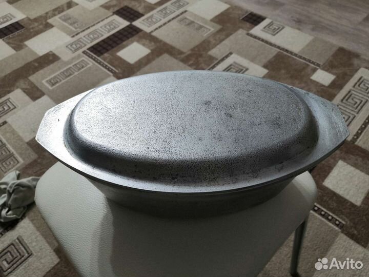 Кастрюля чугунная СССР