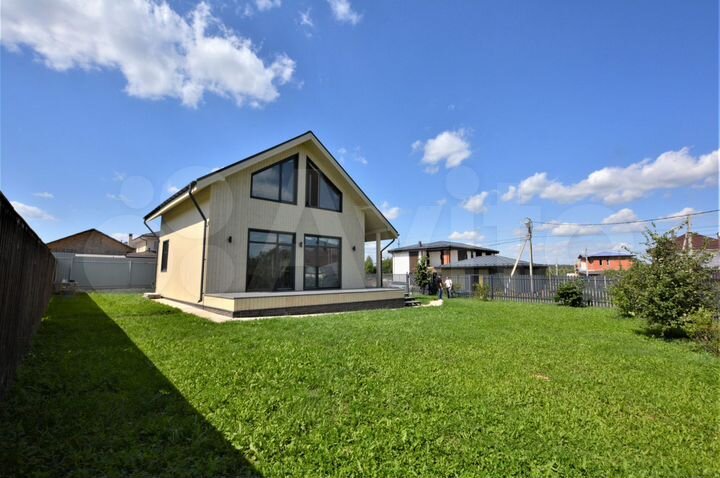 Дом 185 м² на участке 7 сот.