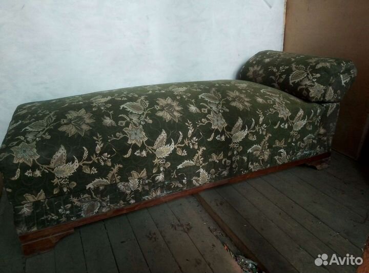 Кушетка Старинная