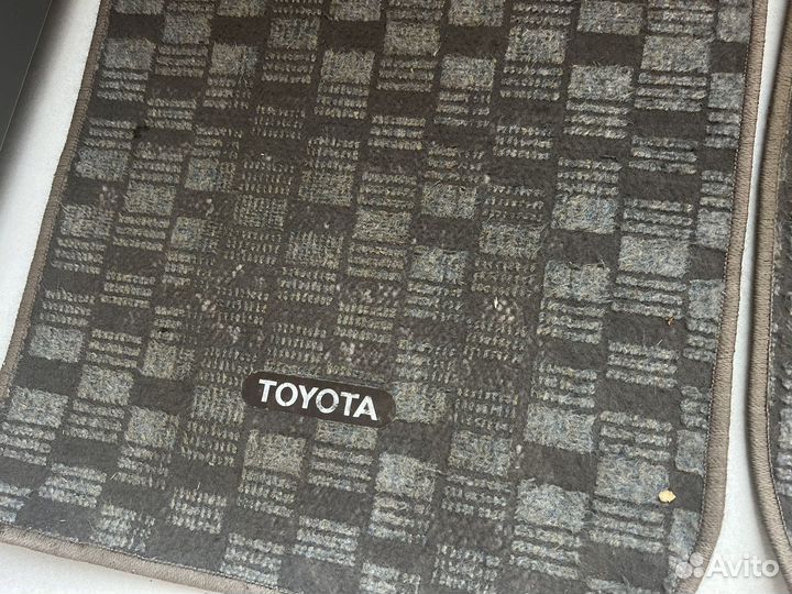 Коврики оригинальные Toyota