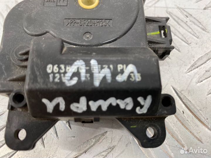 Б/У Сервопривод заслонки печки (моторчик