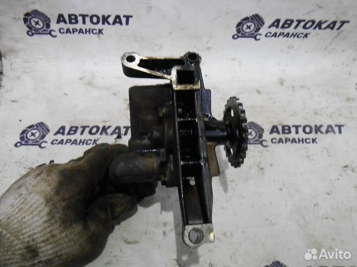 Масляный насос Mercedes M111