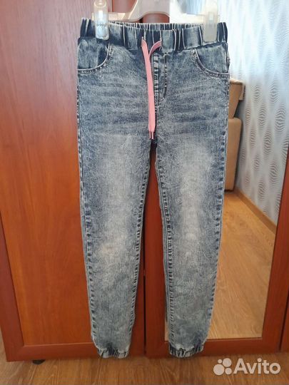 Продам утеплённые джинсы