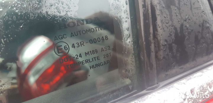 Стекло двери заднее левое Honda CR-V 3