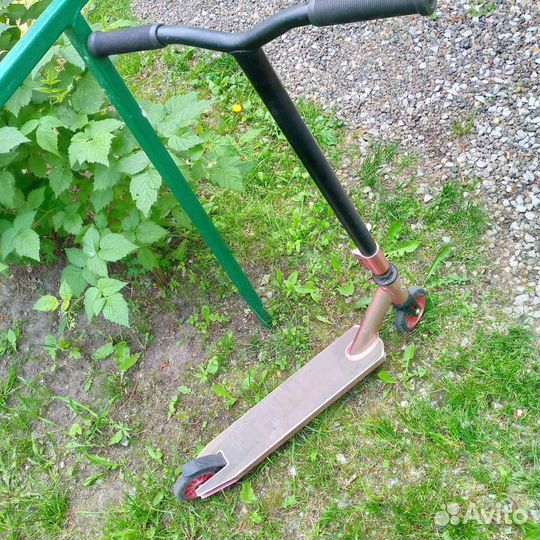 Трюковой самокат