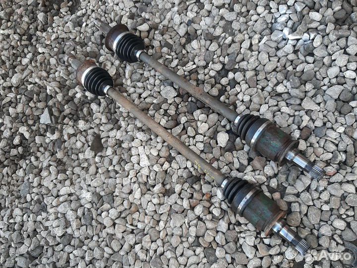 Привод задний Левый Мицубиси Аутлендер XL