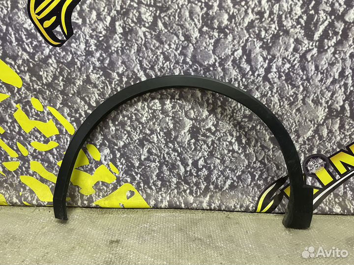 Накладка переднего левого крыла Tiguan 2 Тигуан