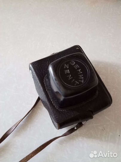 Фотоаппарат Зенит - Е обьектив гелиусс