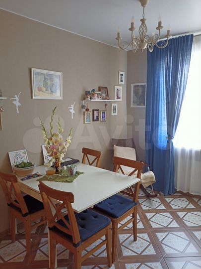 3-к. квартира, 82,4 м², 1/3 эт.