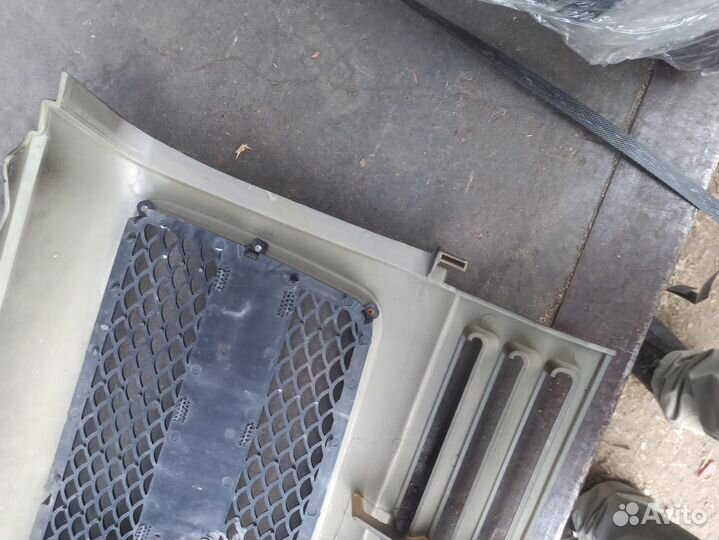 Передняя новая решётка g-класс