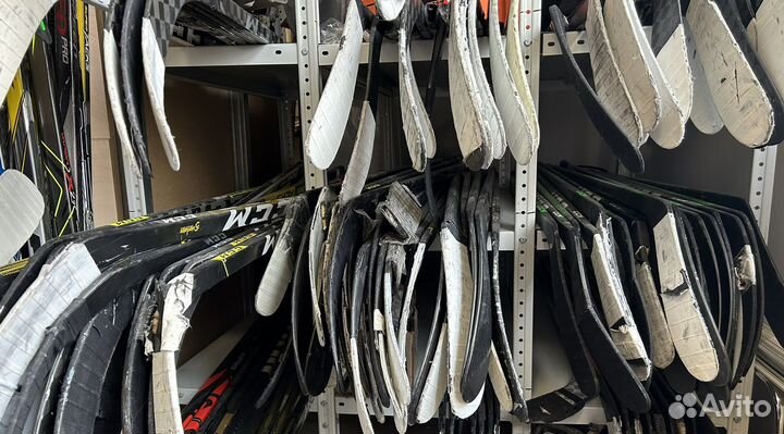 Клюшка хоккейная