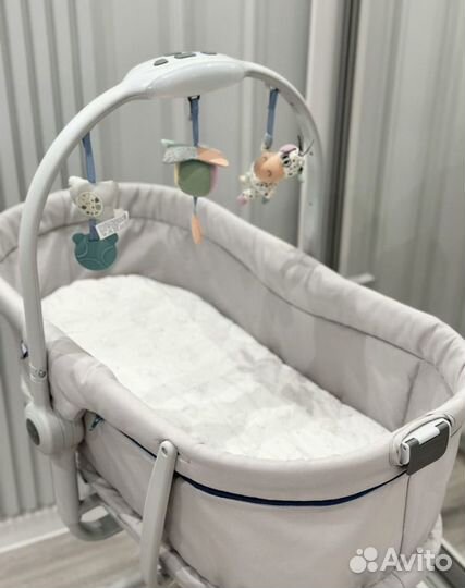 Детская кроватка люлька Chicco 4 в 1