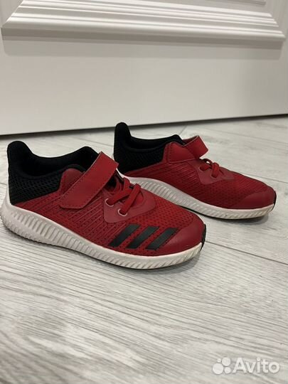 Кроссовки для мальчика adidas 30 размер