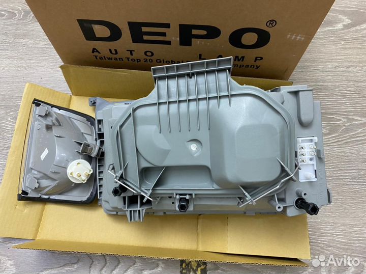 Фара передняя фар Mercedes E W124 Мерседес Е В124