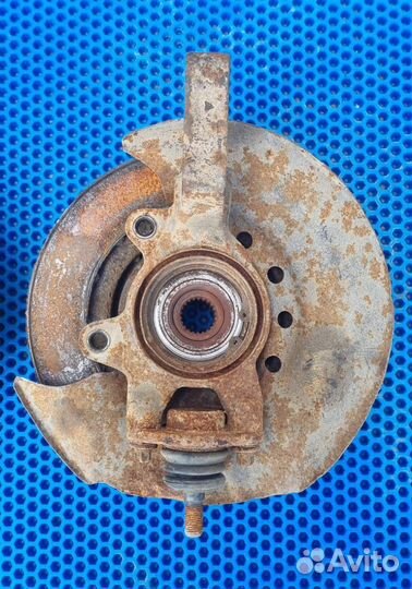 Кулак поворотный LADA kalina 1.6