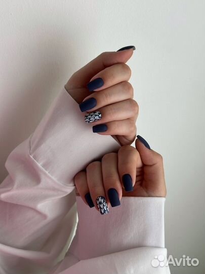 Маникюр с покрытием,наращивание,педикюр