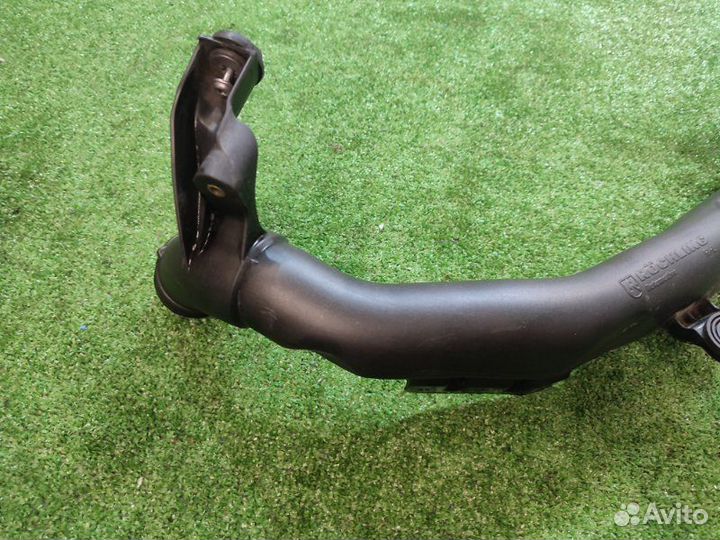 Патрубок системы охлаждения Volkswagen Tiguan