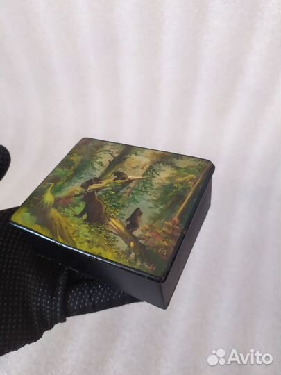 Шкатулка Федоскино 