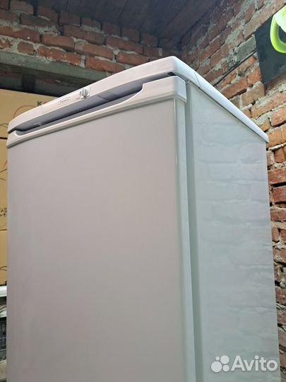 Холодильник Бирюса 160x47x60см