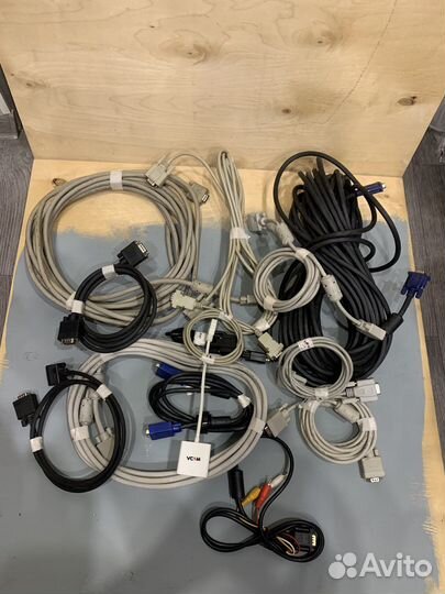 Кабель VGA-VGA много разных