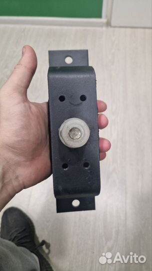 Опора АКПП на zx landmark