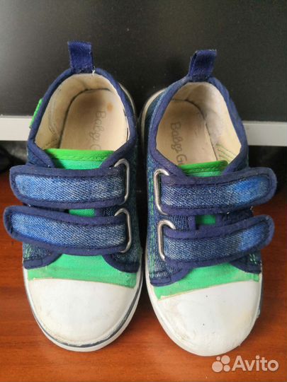 Кроссовки, сандали для мальчика 25, 26р