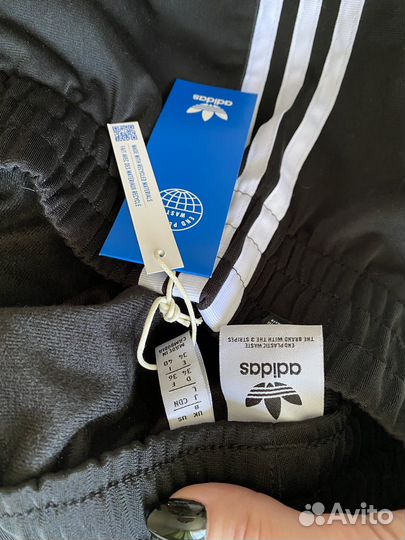 Шорты adidas originals новые