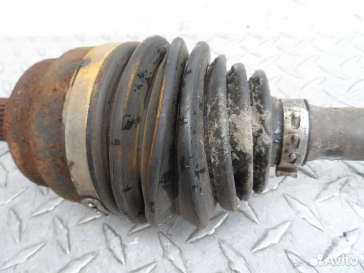 Полуось передняя L Peugeot 4007 GP