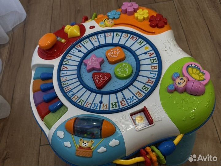 Развивающий музыкальный столик