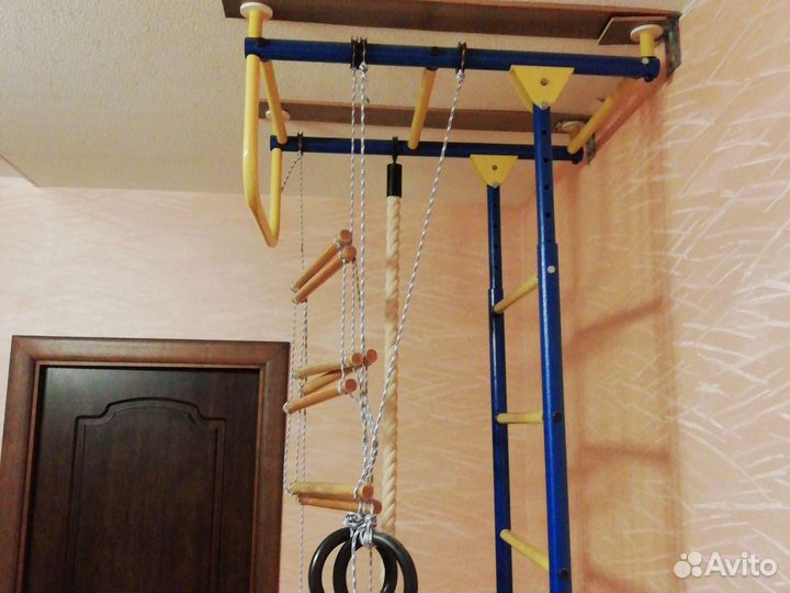 Детская спортивная шведская стенка