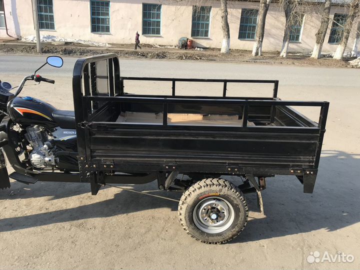 Трицикл WM 250
