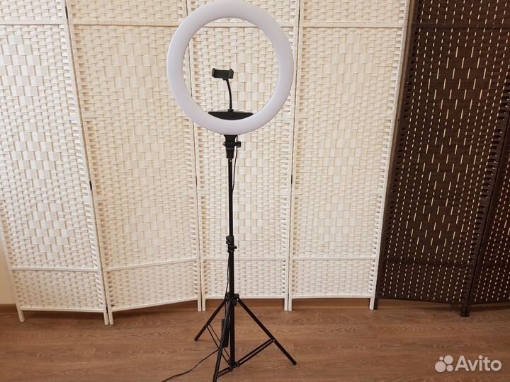 Кольцевая лампа 45 см