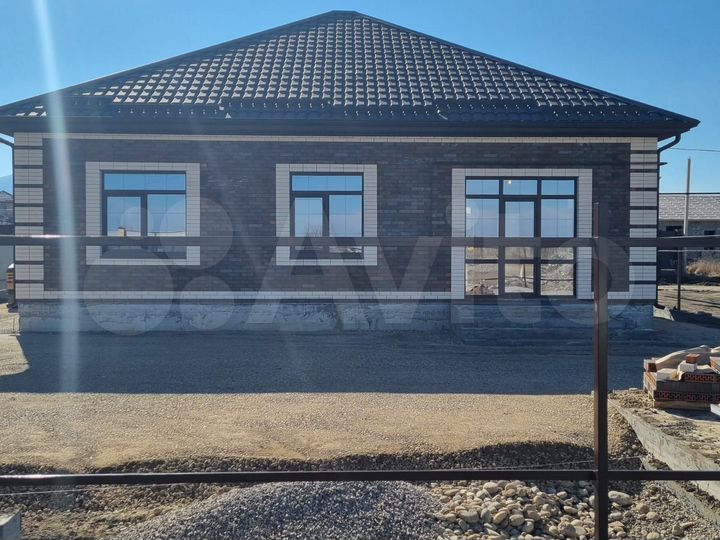 Дом 100 м² на участке 5 сот.