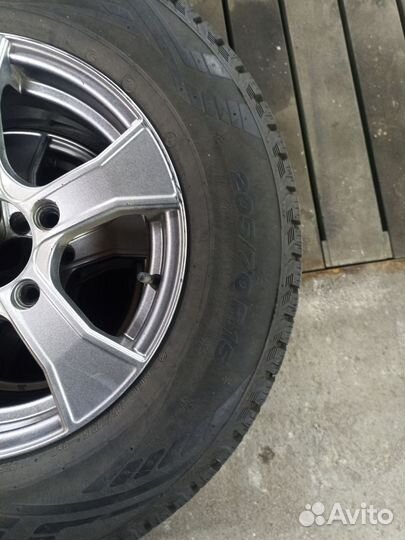 Колеса на ниву r15