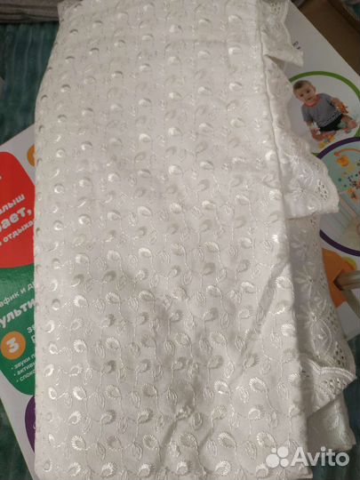 Комбинезон, ортопедическая подушка и другое