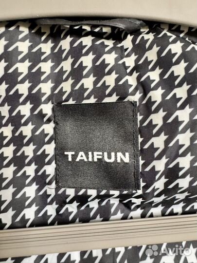 Пуховик женский