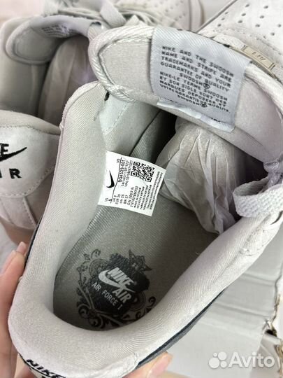 Кроссовки Nike 39